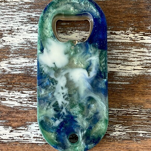 Ocean Waves Resin Bottle Opener with Fridge Magnet Bar Accessories Beer Bottle - Picture 2 of 3